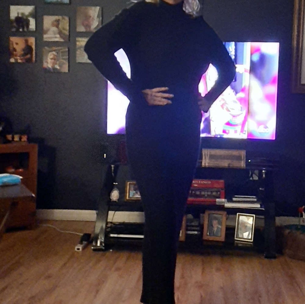 Black turtleneck dress w/laced up sleeves maxi